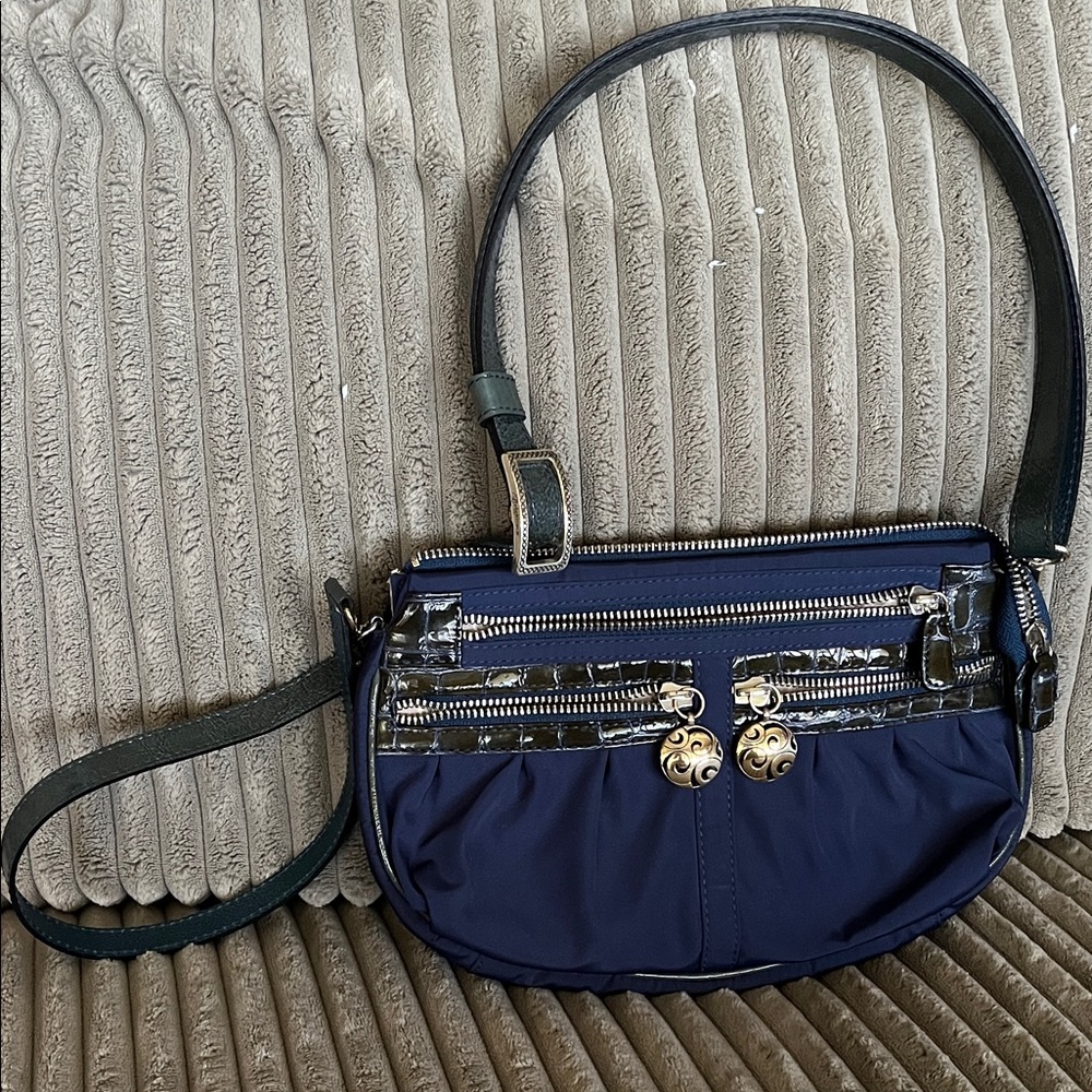 Brighton Navy Bag with Silver Accents & Fun Zippers & Pockets. Adjustable Straps